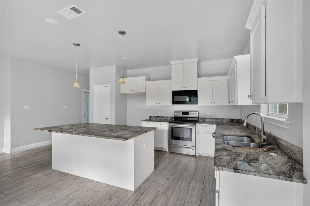 4102 Gordon Street Greenville, TX 75401