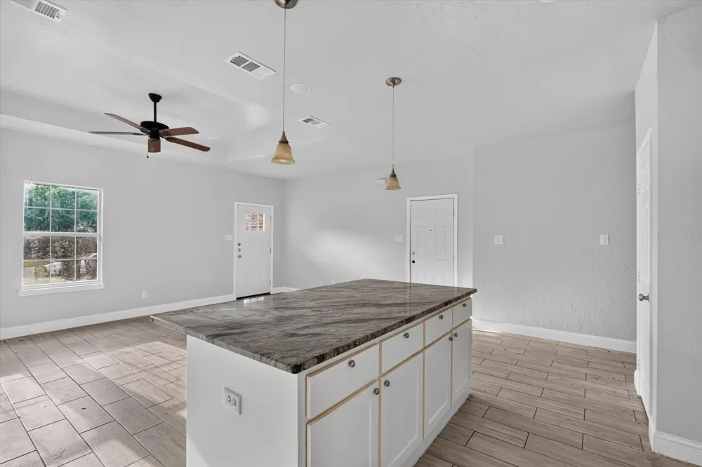 4102 Gordon Street Greenville, TX 75401