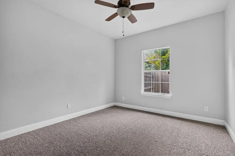 4102 Gordon Street Greenville, TX 75401