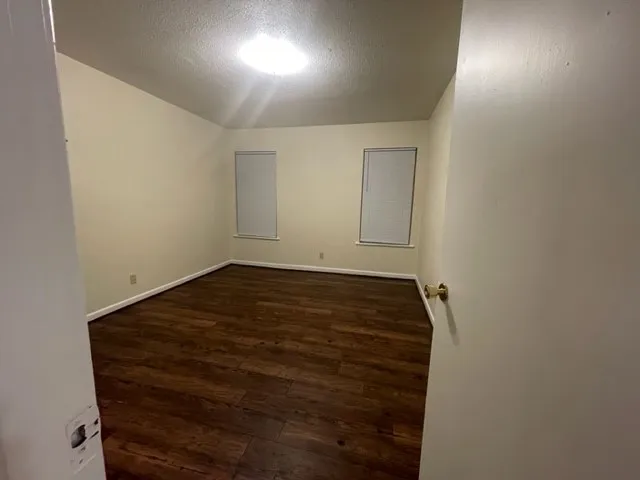 5016 Sabelle Lane Haltom City, TX 76117