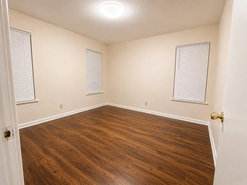 5016 Sabelle Lane Haltom City, TX 76117