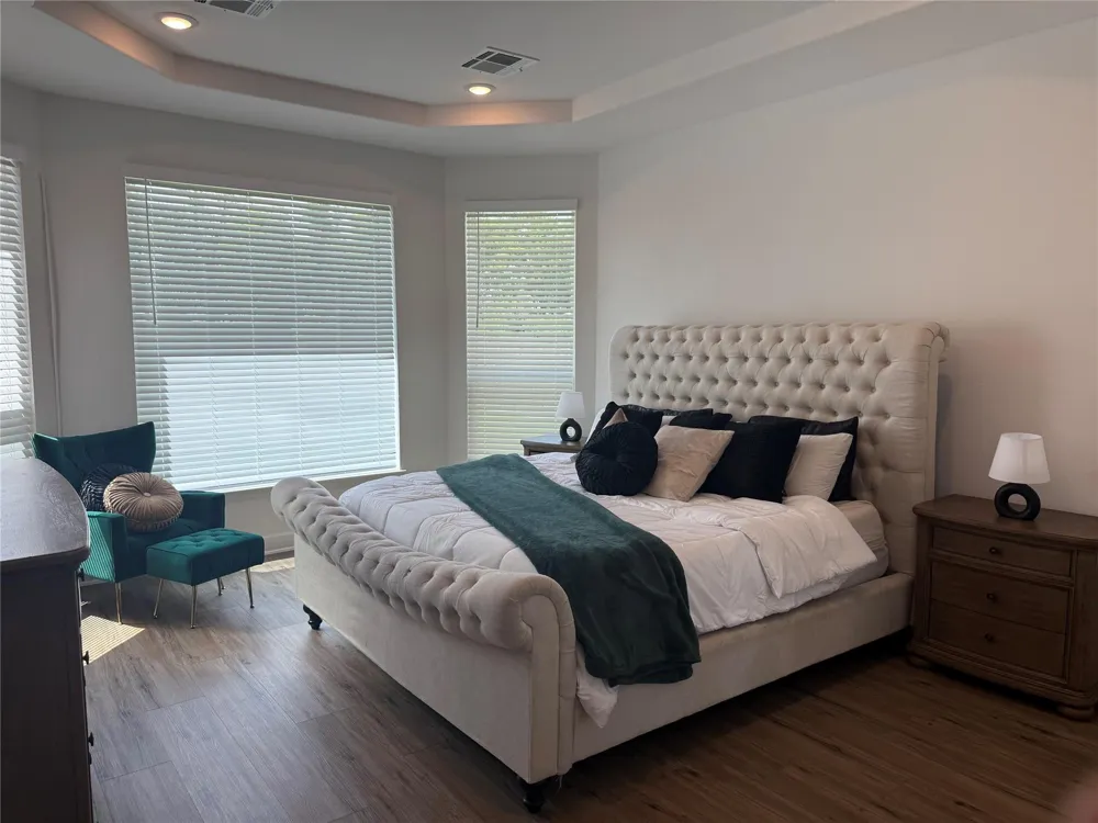 1923 Cathedral Bend Drive Missouri City, TX 77459