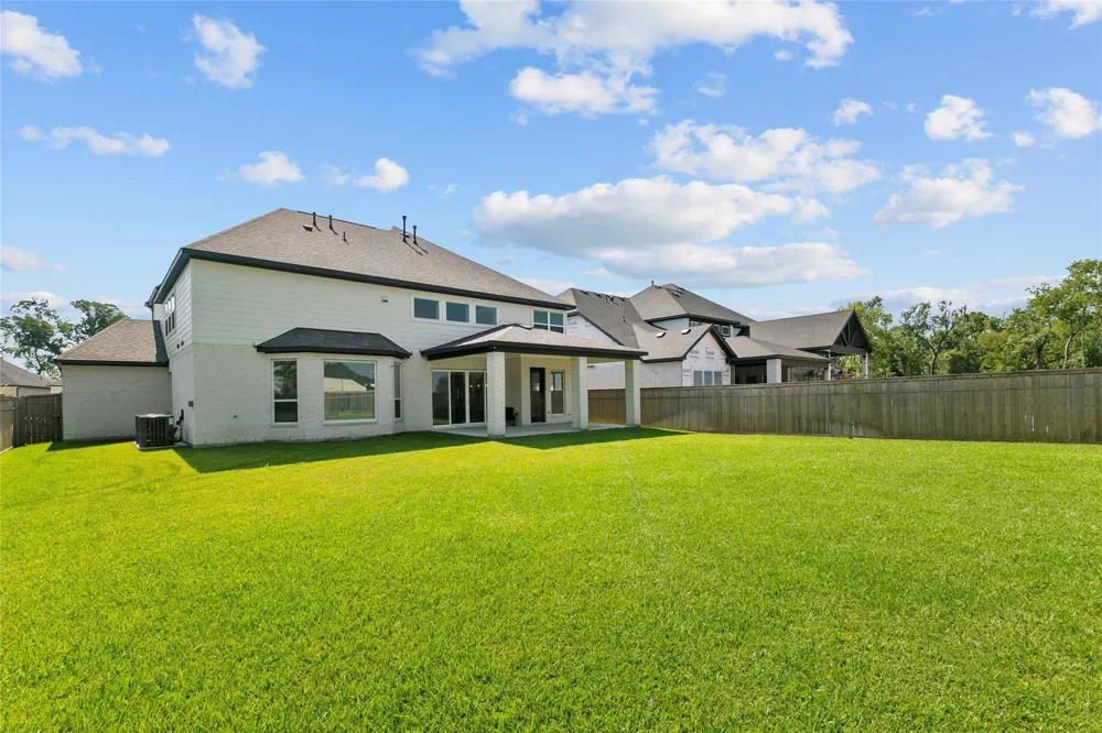 1923 Cathedral Bend Drive Missouri City, TX 77459