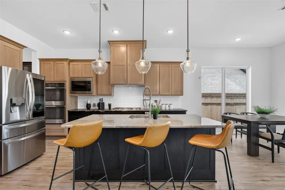 1923 Cathedral Bend Drive Missouri City, TX 77459