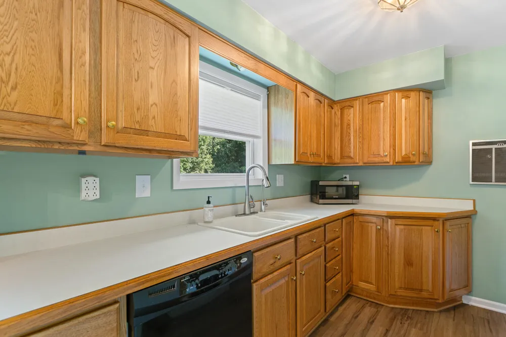 7133 Sand Creek Highway Sand Creek, MI 49279