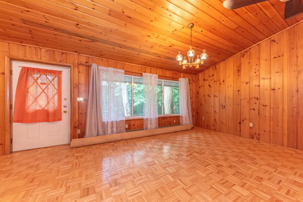 6450 E Michigan Avenue Saline, MI 48176