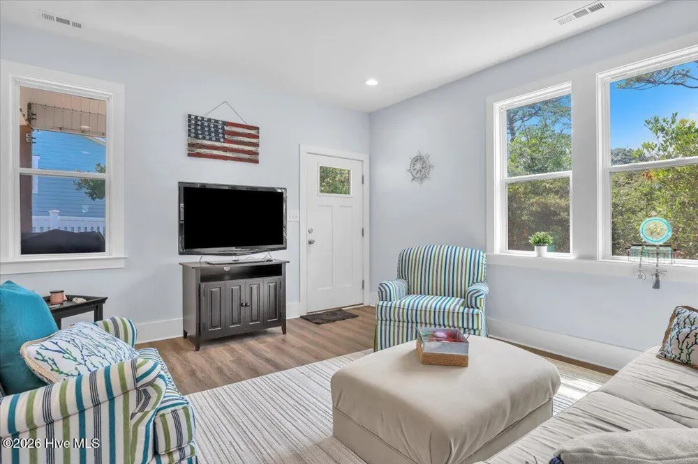 302 Deer Trail Emerald Isle, NC 28594