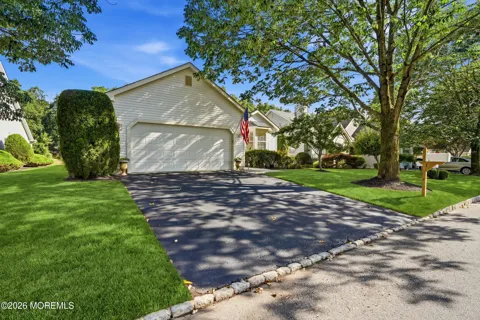 9 Sandhurst Road