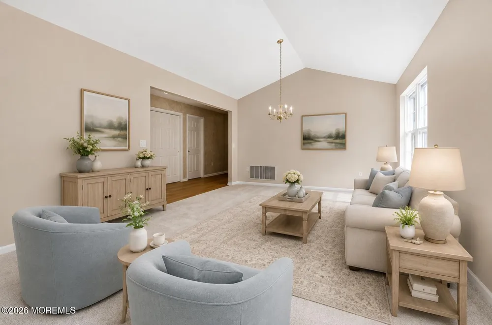 9 Sandhurst Road Lakewood, NJ 08701