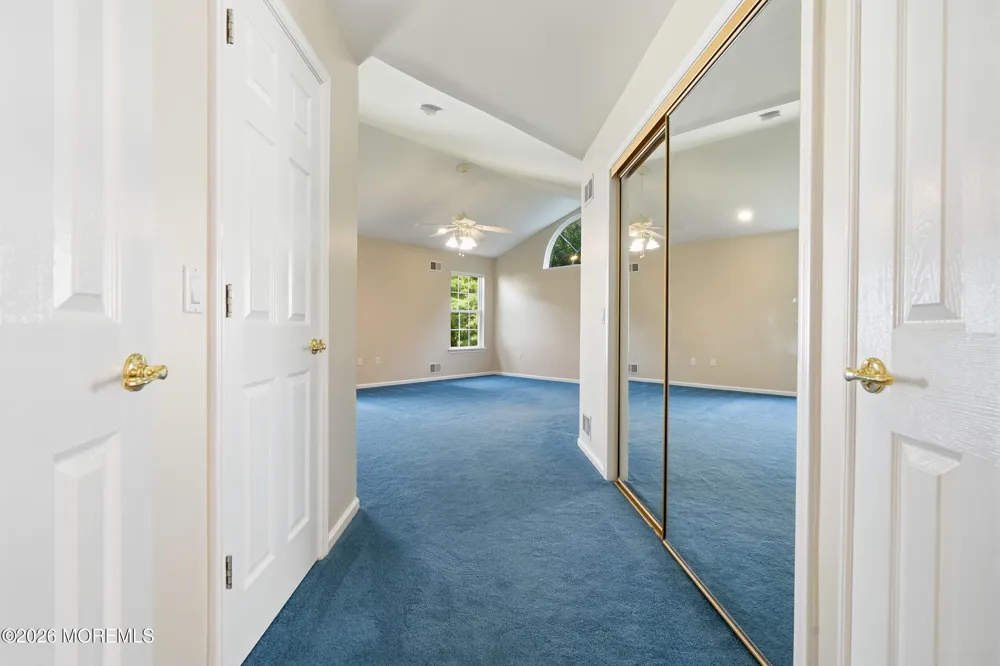 9 Sandhurst Road Lakewood, NJ 08701