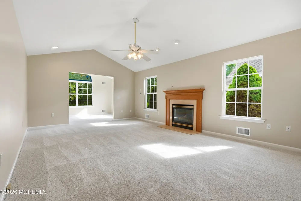 9 Sandhurst Road Lakewood, NJ 08701