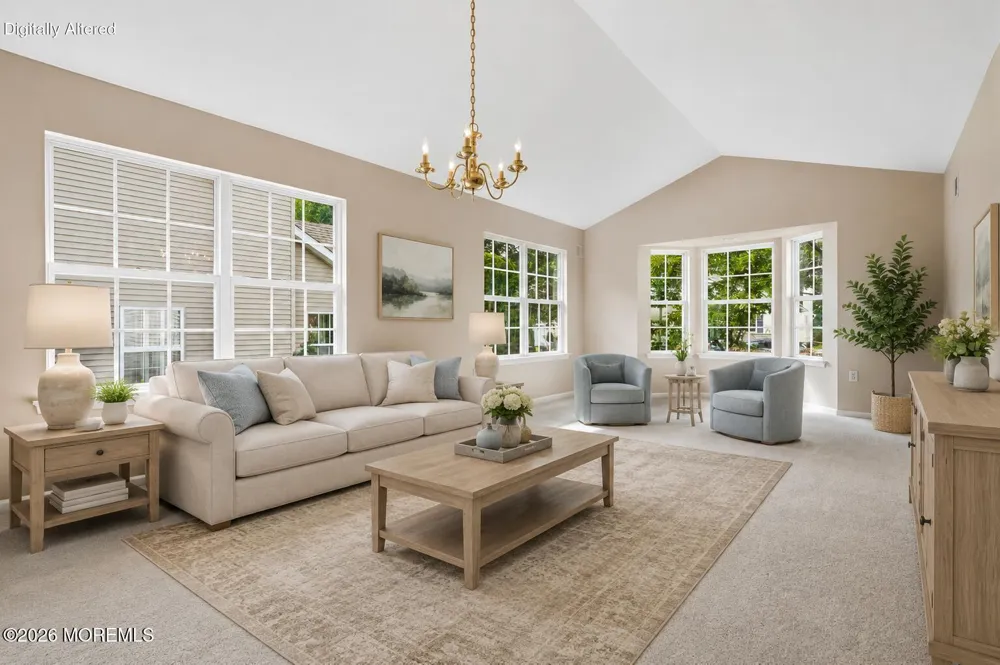 9 Sandhurst Road Lakewood, NJ 08701