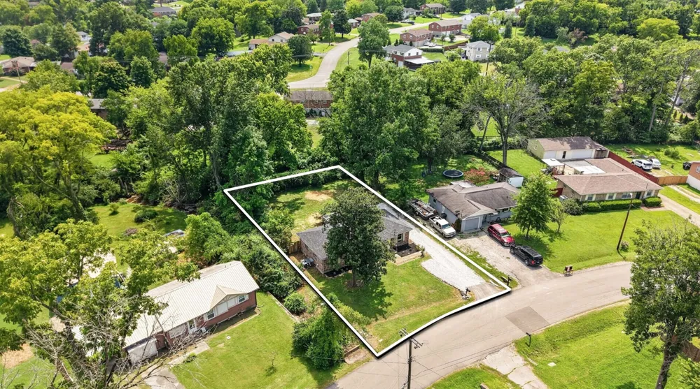5035 Bonnameade Dr Hermitage, TN 37076