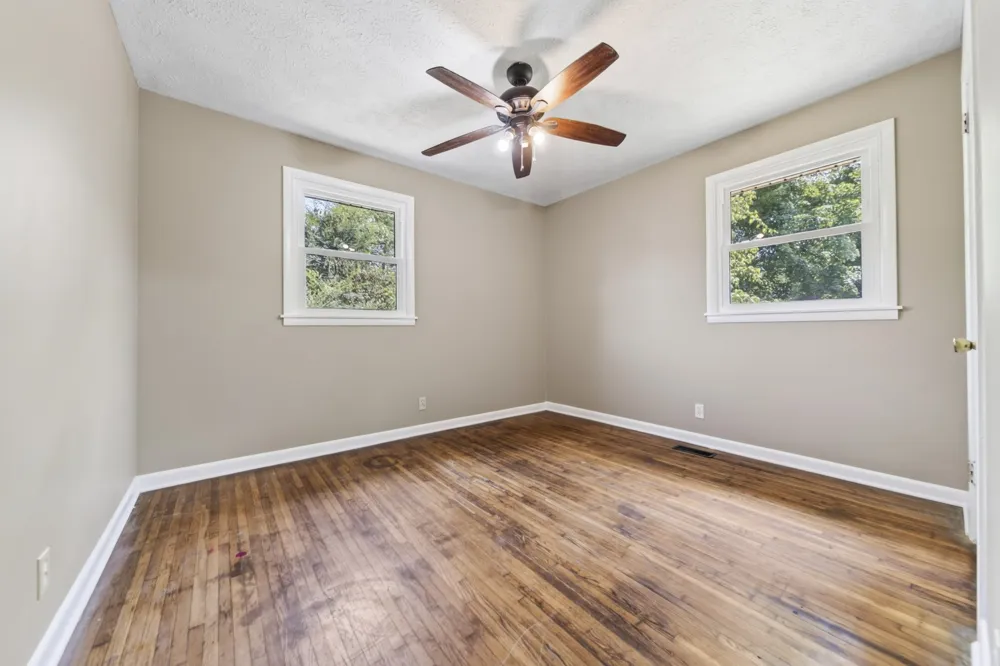 5035 Bonnameade Dr Hermitage, TN 37076