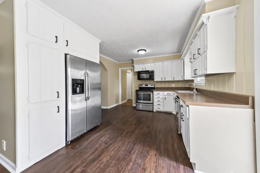 5035 Bonnameade Dr Hermitage, TN 37076