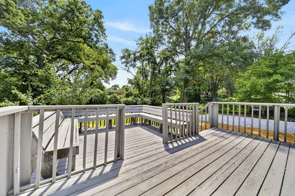 5035 Bonnameade Dr Hermitage, TN 37076