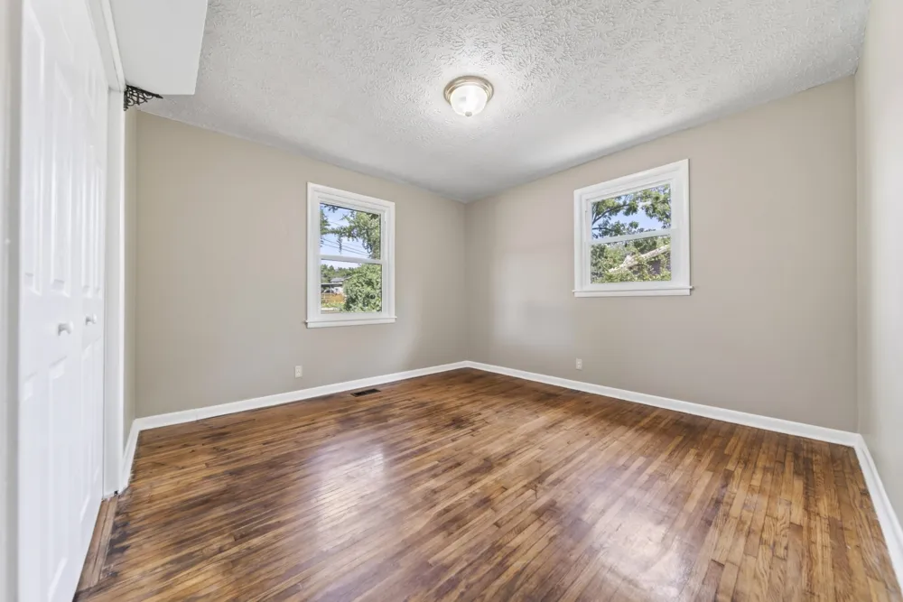 5035 Bonnameade Dr Hermitage, TN 37076