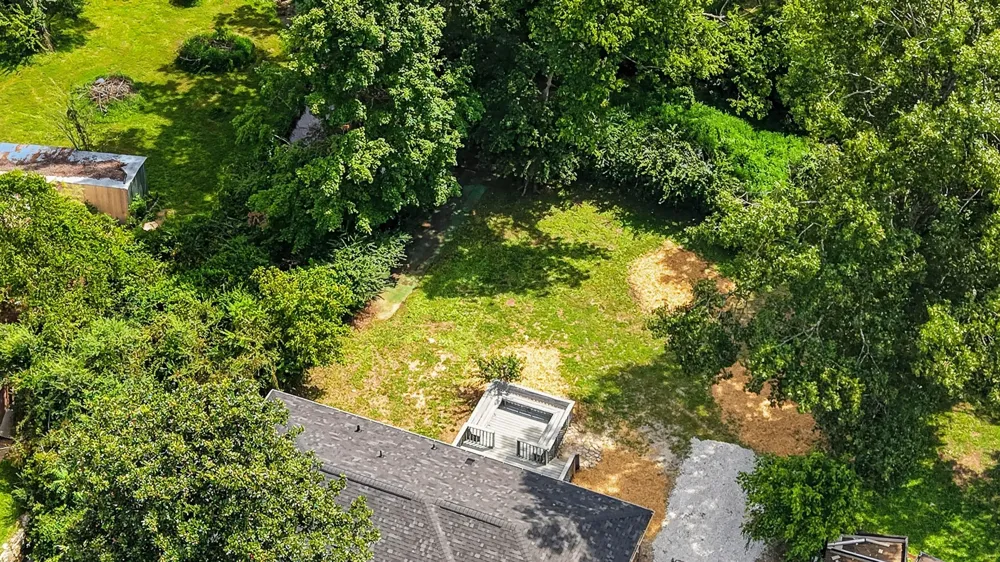 5035 Bonnameade Dr Hermitage, TN 37076