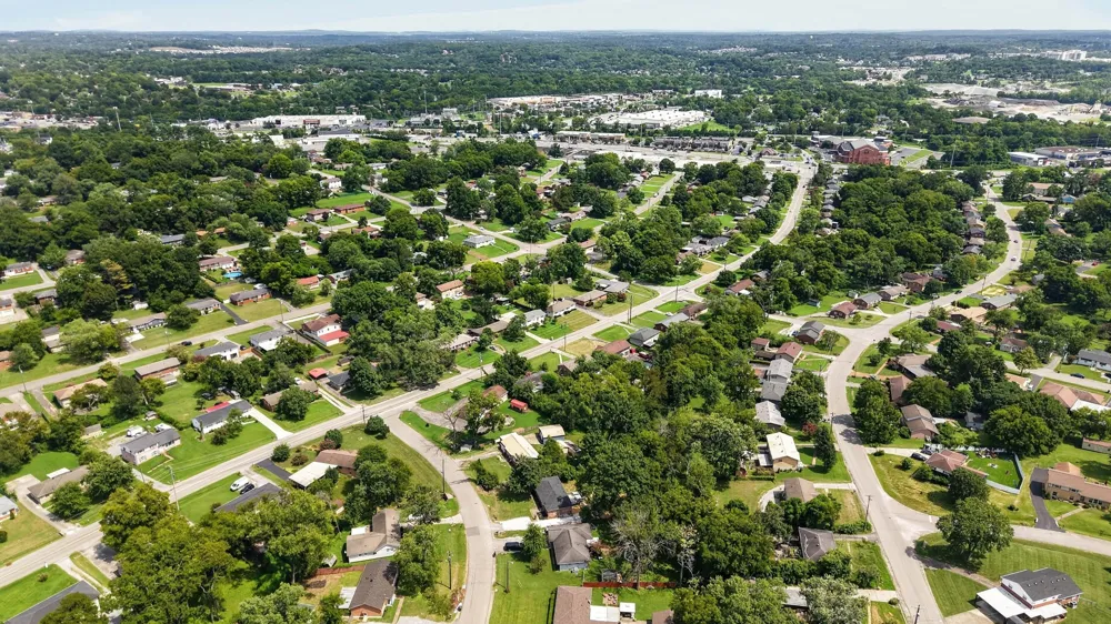 5035 Bonnameade Dr Hermitage, TN 37076
