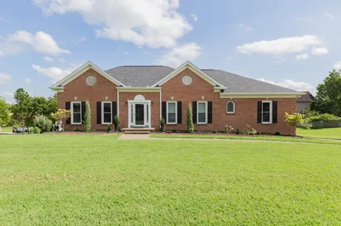 654 Potomac Dr