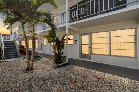 1221 DREW STREET #B3