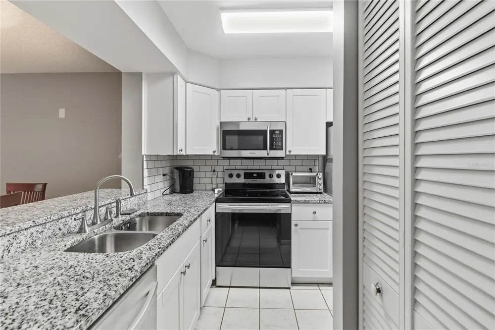 620 CRANES WAY #303 Altamonte Springs, FL 32701