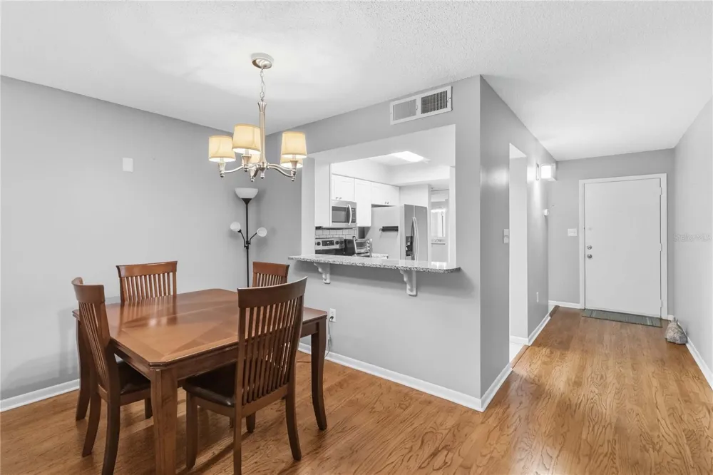 620 CRANES WAY #303 Altamonte Springs, FL 32701