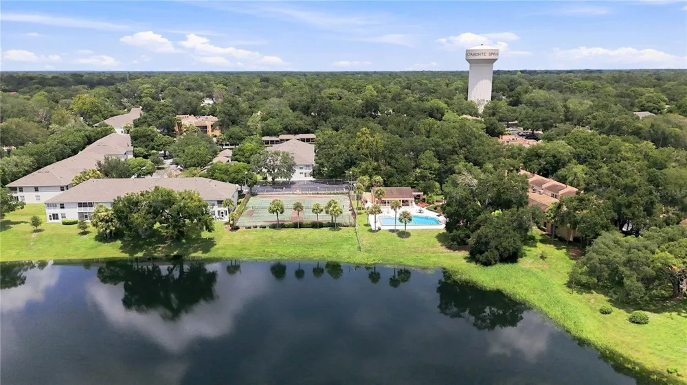 620 CRANES WAY #303 Altamonte Springs, FL 32701