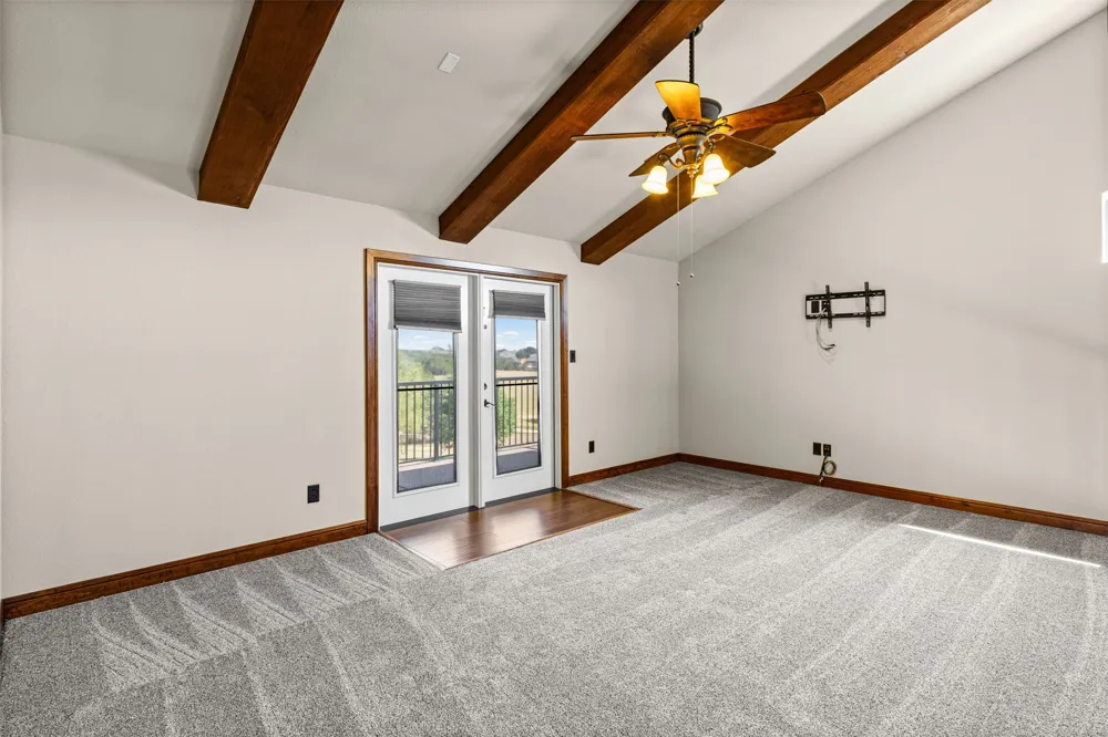 2407 Wills Way Drive Granbury, TX 76049