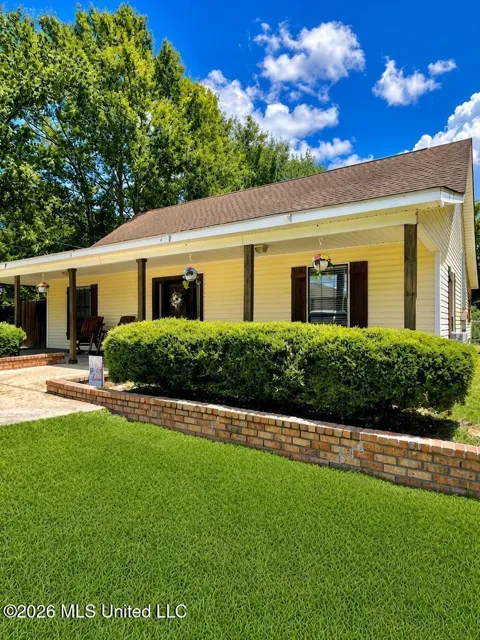 301 Ridgeview Drive
