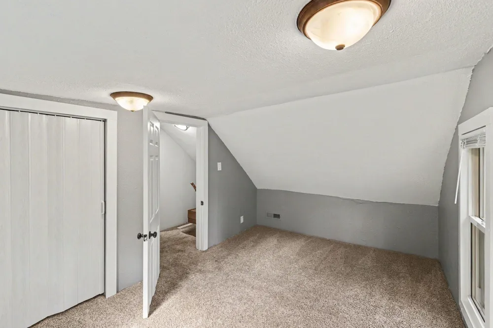 413 7th Street Michigan Center, MI 49254