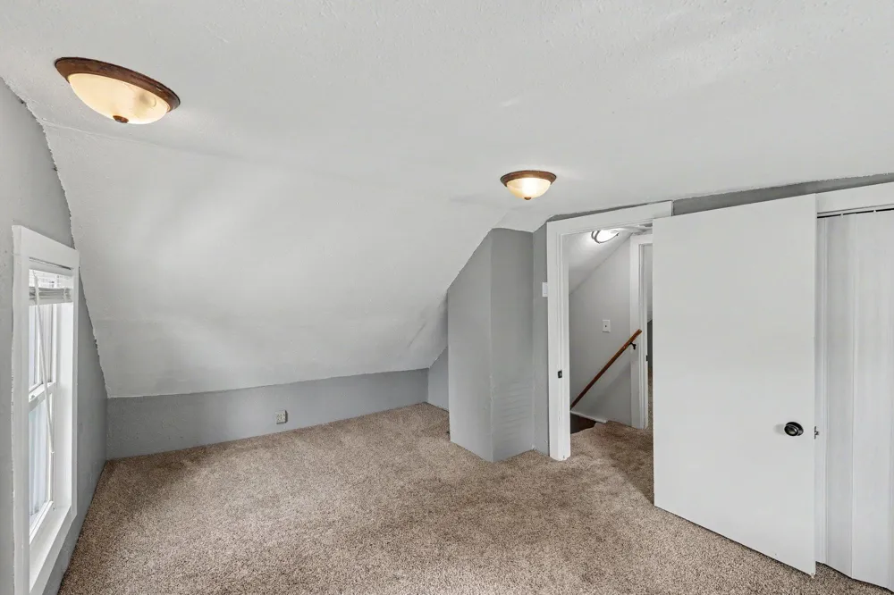 413 7th Street Michigan Center, MI 49254