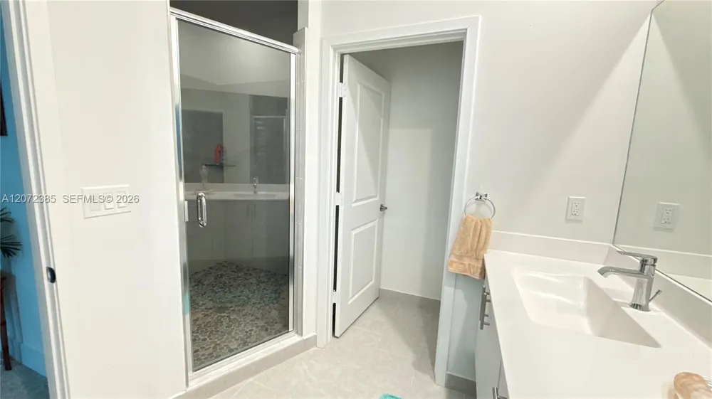 8388 NW 49th St Doral, FL 33166