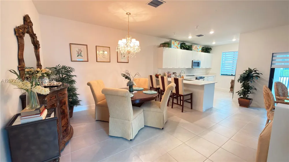 8388 NW 49th St Doral, FL 33166