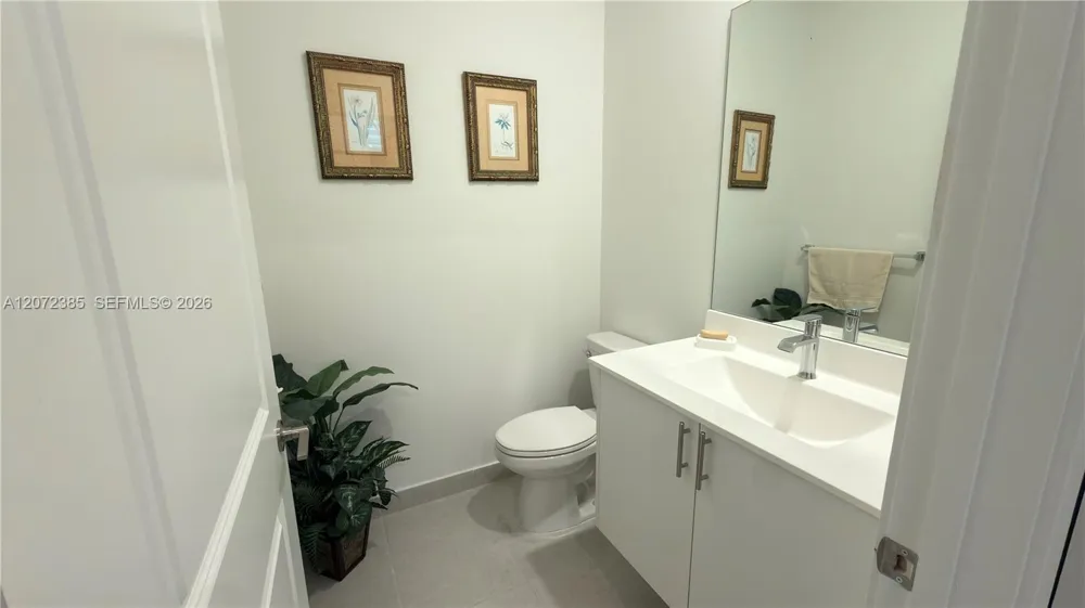8388 NW 49th St Doral, FL 33166