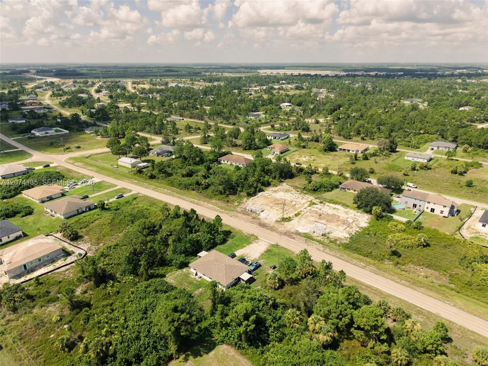 960 EISENHOWER BLVD Lehigh Acres, FL 33974