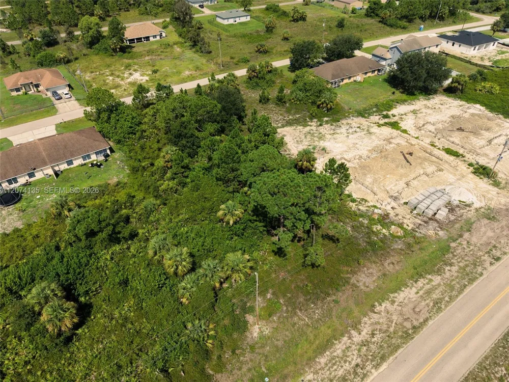 960 EISENHOWER BLVD Lehigh Acres, FL 33974