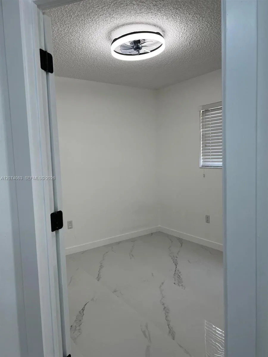 5560 W 21st Ct #108 Hialeah, FL 33016
