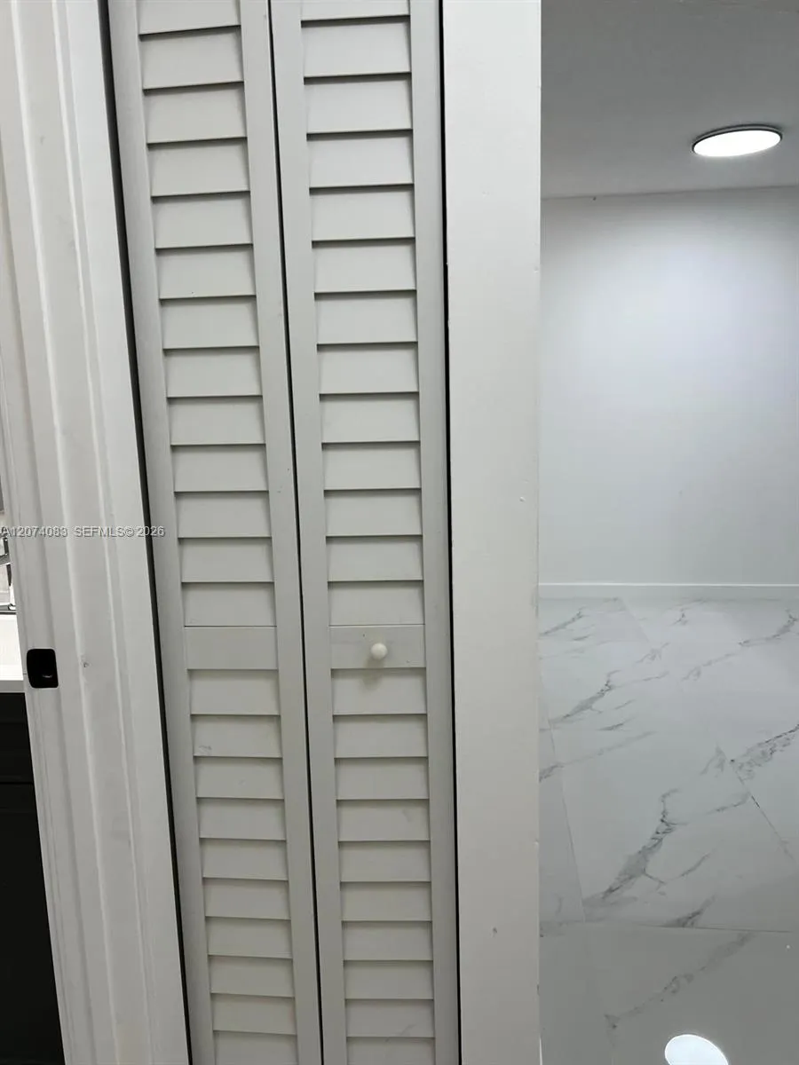 5560 W 21st Ct #108 Hialeah, FL 33016