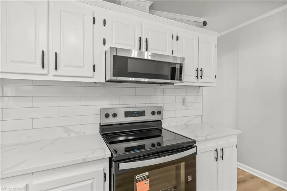 4886 Oak Branch Lane Walkertown, NC 27051