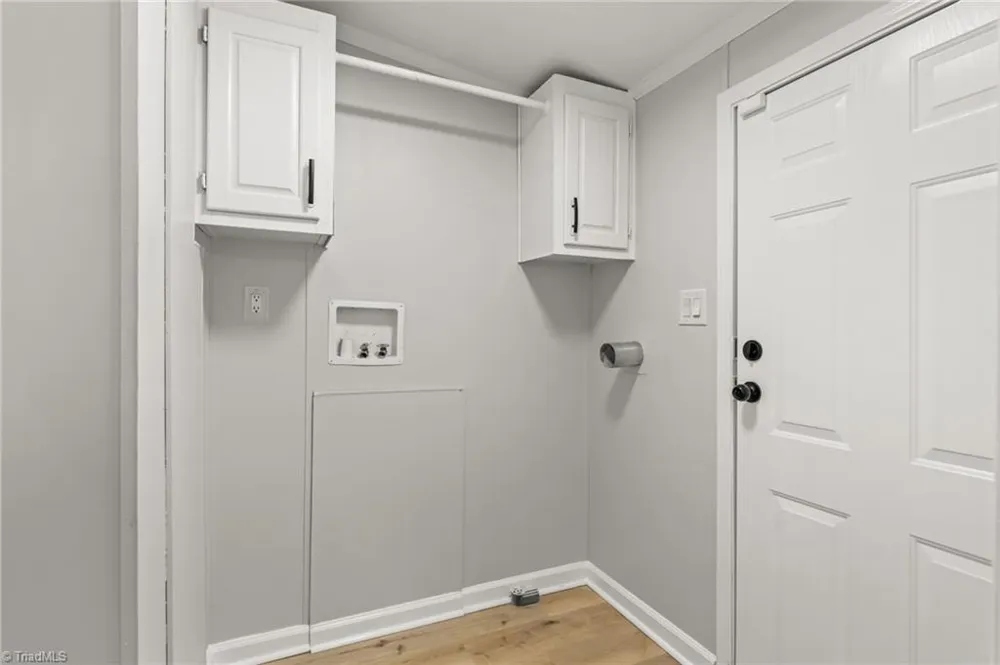 4886 Oak Branch Lane Walkertown, NC 27051