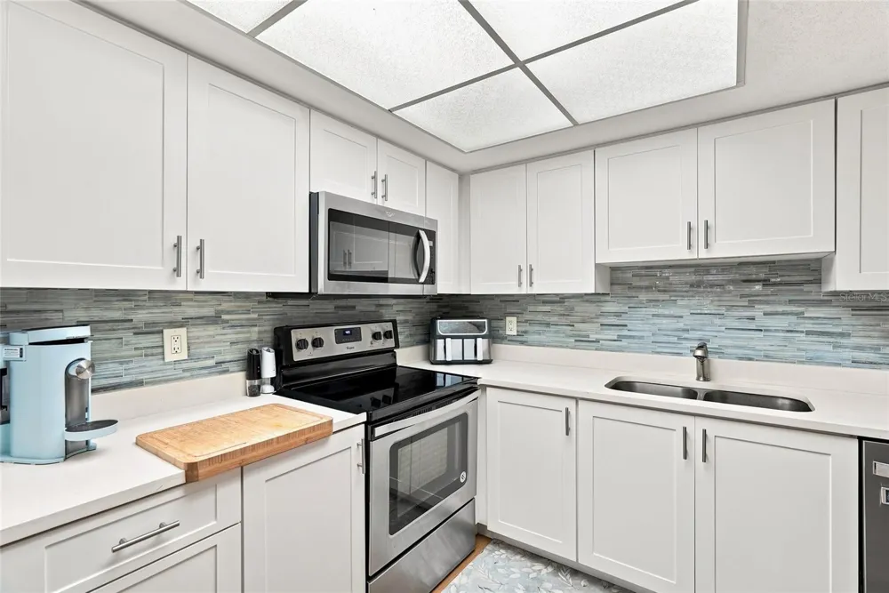 1801 E LAKE ROAD #17C Palm Harbor, FL 34685