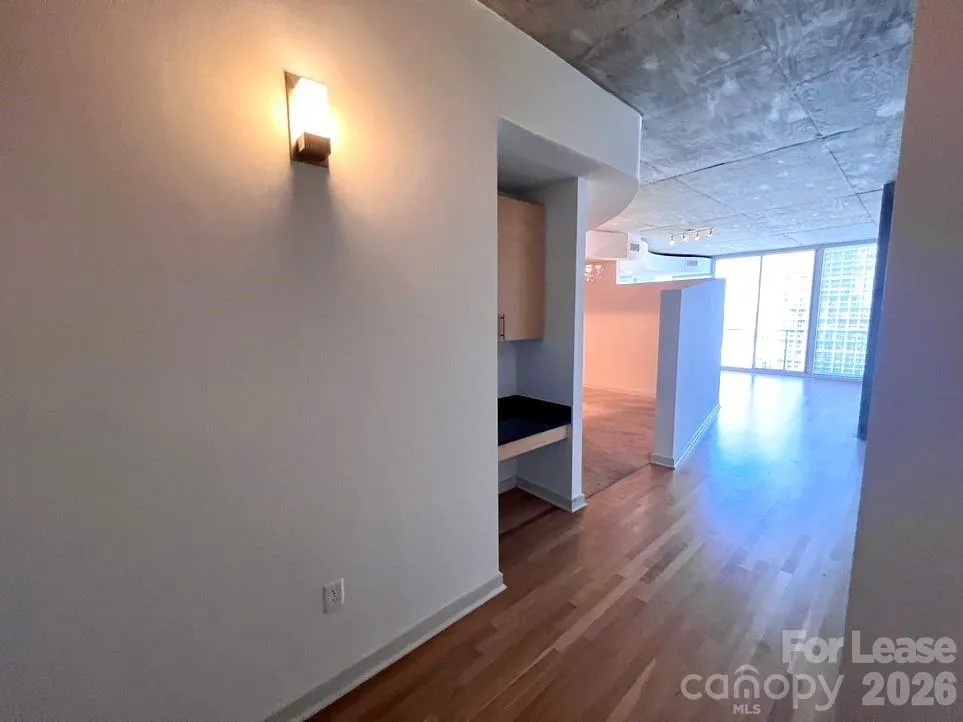210 Church Street #2008 Charlotte, NC 28202