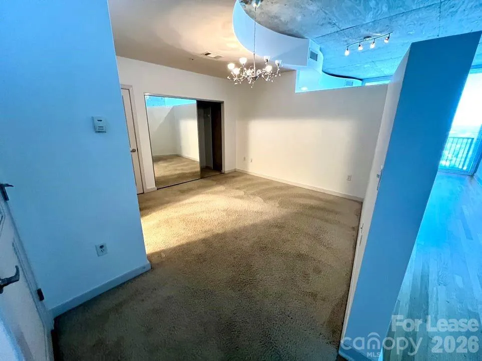 210 Church Street #2008 Charlotte, NC 28202