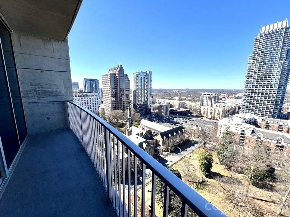 210 Church Street #2008 Charlotte, NC 28202
