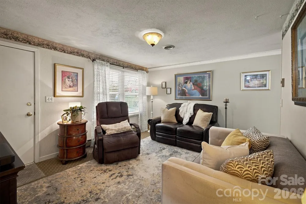 121 Rhyne Street Morganton, NC 28655