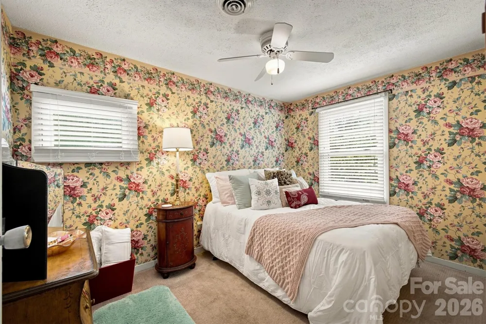 121 Rhyne Street Morganton, NC 28655