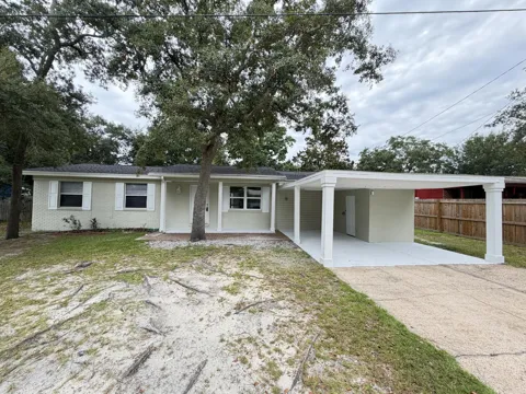 13 Port Dixie Boulevard