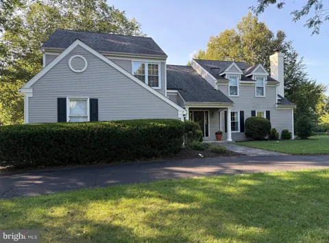 32 HERON HILL DRIVE