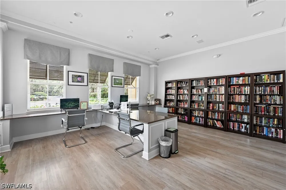 Tarpon Bay Drive S #202 Naples, FL 34119